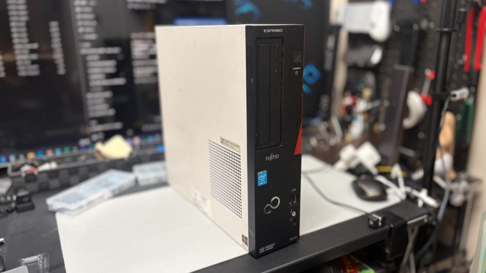 約6年使った富士通ESPRIMO D583 GXの実機写真