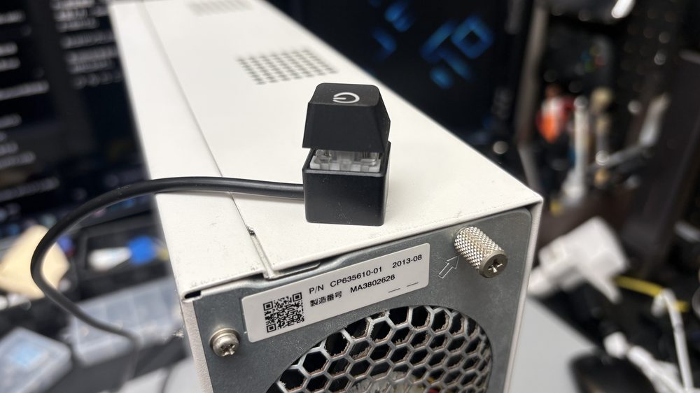 旧PCで使っていた延長電源ボタン