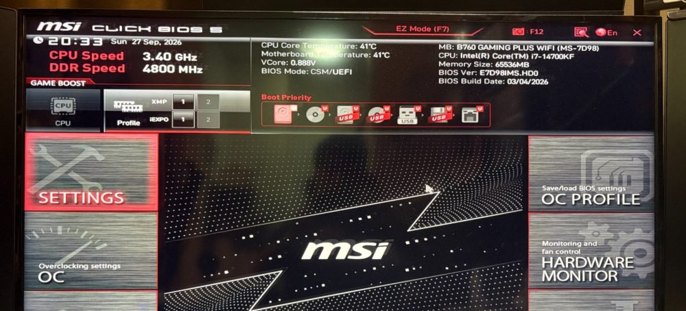 自作メインPCのMSI CLICK BIOS 5のトップ画面を撮影した写真